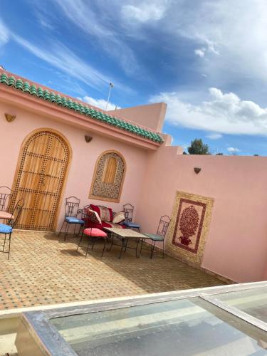 Patio nebo venkovní prostory v ubytování Riad Fes Colors & SPA - Family Lodging
