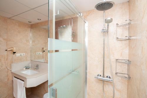 Kúpeľňa v ubytovaní Bungalows Aparto Residence Galetamar