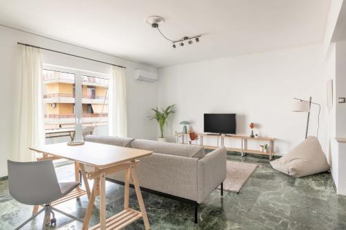 Outstanding 2BR Apartment in Cholargos by UPSTREET