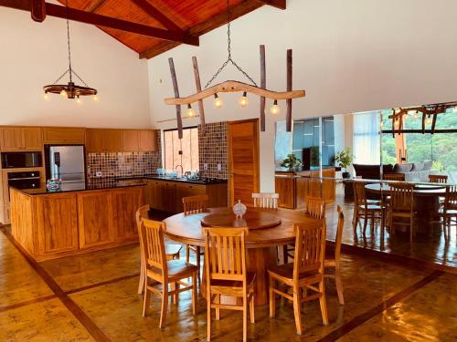 Kuchyň nebo kuchyňský kout v ubytování Chacara Belo Encanto