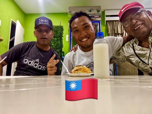 Tetamu yang menginap di Casa Feliz Hostal