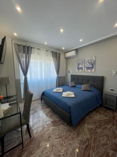 Henry Suite