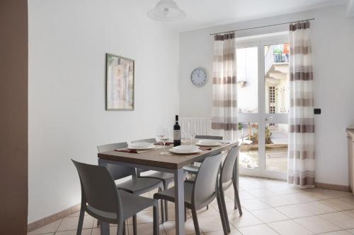 Umberto – Photos 2