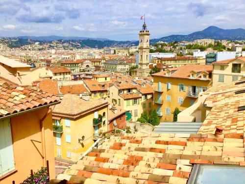 Nice Chateau Duplex Menica vue sur le vieux Nice