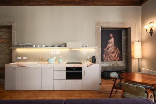 Estefânia Luxury Apartment Historic House Downtown