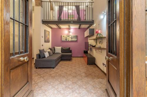 Ferrara Centro Elegant Duplex Apartment
