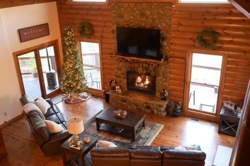 Deer Creek Retreat – Photos 2