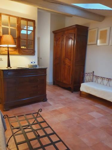 Postel nebo postele na pokoji v ubytování La petite hostellerie