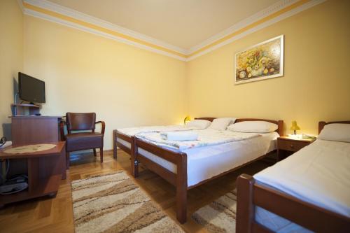 Gallery image of Guest House Pansion 10 in Cetinje