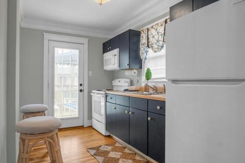 Dapur atau dapur kecil di Carolina Beach Inn