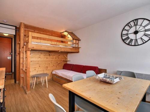 Zdjęcie z galerii obiektu Studio au pied des pistes pour 3-4 personnes à Plagne Aime 2000 - FR-1-455-199 w Aime La Plagne