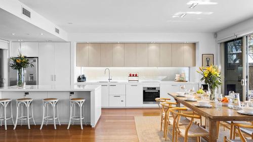 Φωτογραφία από το άλμπουμ του Paradiso Beach House σε Salamander Bay