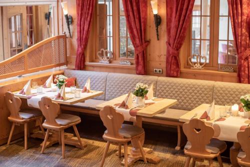 Posezení v ubytování Hotel & Restaurant Post