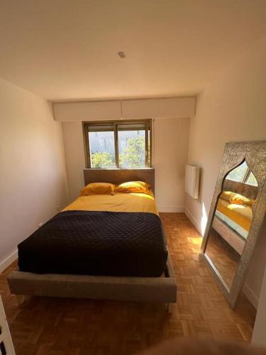 Entiry apartment, Private rooms in Paris