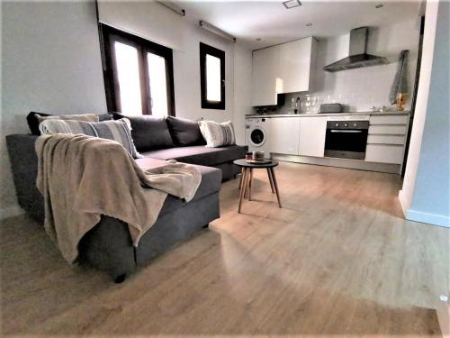 Apartamento Ilarcuris con patio privado