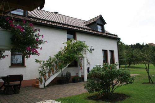 Galeriebild der Unterkunft Ferienwohnung Kylltal-Blick in Gönnersdorf