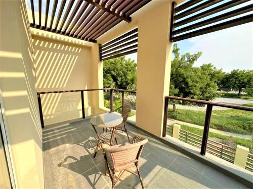 Luxurious 3B Villa with Balcony in Ras Al Khaimah