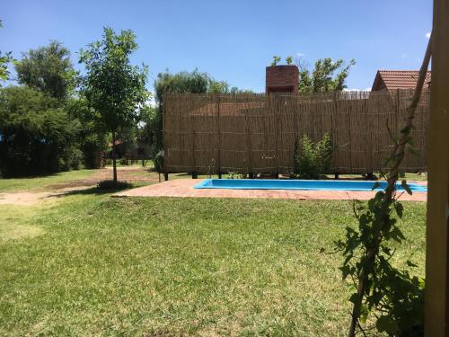 Bazén v ubytování La cabañita de Maco nebo v jeho okolí