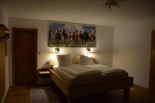 Postel nebo postele na pokoji v ubytování Pension Wötzinghof