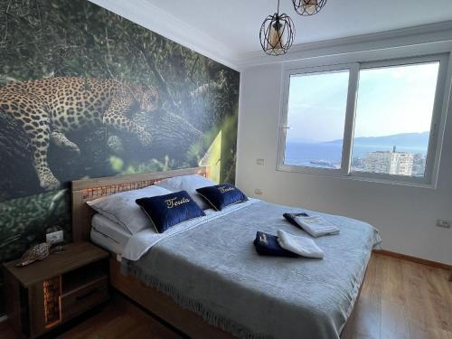 Giường trong phòng chung tại TEUTA- Luxury Penthouse 200m2
