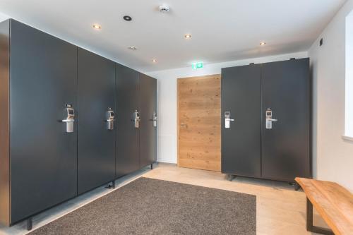 a row of lockers in a locker room at Luisalle Top 2 in Auffach
