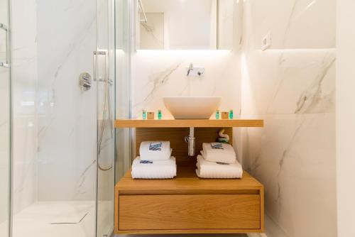 Ένα μπάνιο στο Luxo à Beira-Mar na Ria Formosa