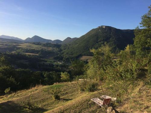Zdjęcie z galerii obiektu MAISON CALME ET LUMINEUSE OUVERTE SUR LA NATURE w mieście Truinas