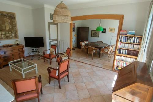 พื้นที่นั่งเล่นของ Warm accommodation "like at home" in Hyères