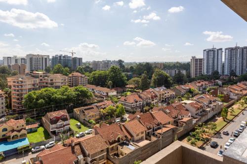 widok z lotu ptaka na osiedle mieszkaniowe z budynkami w obiekcie Mizuki w mieście Nairobi
