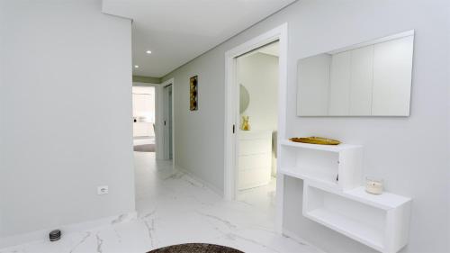 Marina Retreat - CleverDetails, for 2 adults and 2 children, Jacuzzi, near the Marina and the beach