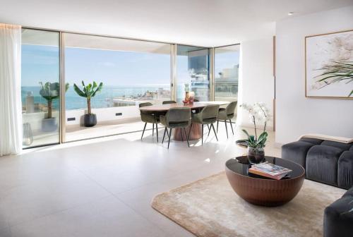 luxury penthouse with panoramic sea view