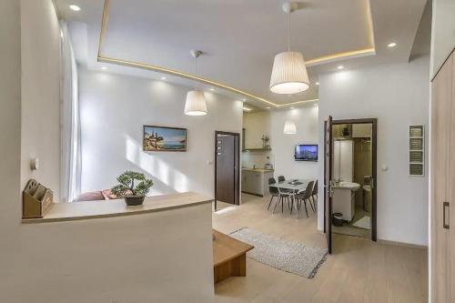 Széchenyi Renovated 2BR at Danube river