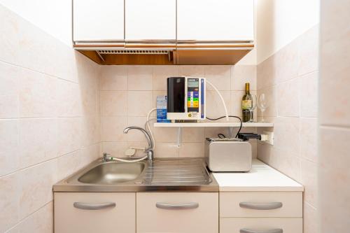 Booking Now Rome-Address Via Palestro,56- Breakfast included