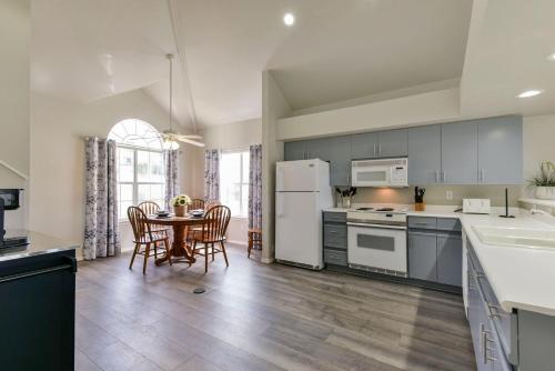 Η κουζίνα ή μικρή κουζίνα στο Beautiful Condos at Thousand Hills-Heart of Branson-Spacious and Affordable