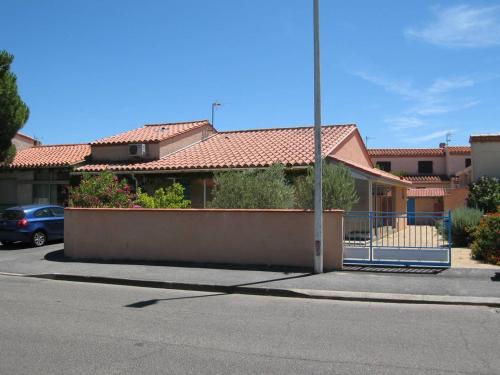 Villa 4 pièces, 10 couchages, jardin, terrasses, à 900m de la plage, Saint-Cyprien - FR-1-106-35