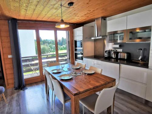 Appartement 4* rénové, équipé, 6 pers, proche centre avec parking et Wi-Fi - FR-1-598-127