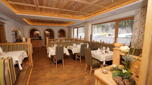 Restoran ili drugo mesto za obedovanje u objektu Hotel Andrea 3-Sterne Superior