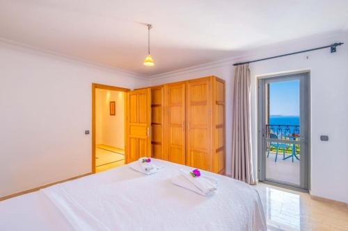 A bed or beds in a room at Fortuna Superior Apart