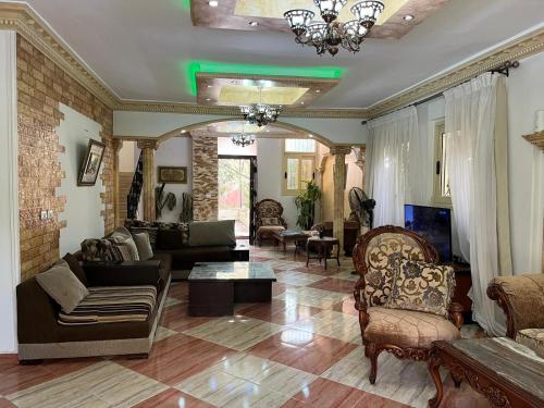 Gallery image of Elegant Villa with Private Pool in Alexandria