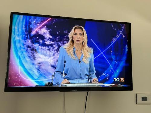 TV a/nebo společenská místnost v ubytování Casa di Gardolo - apartments FREE PARKING
