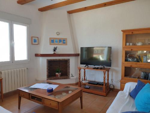 Amanda: 4 bedroom villa with stunning views