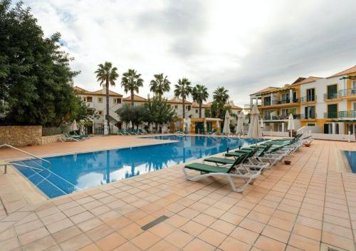 Swimmingpoolen hos eller tæt på Cosy Tavira Holidays