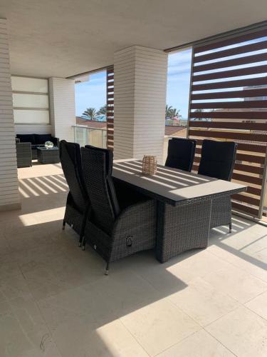 APARTAMENTO PEÑISCOLA PRIMERA LINEA con PISCINA