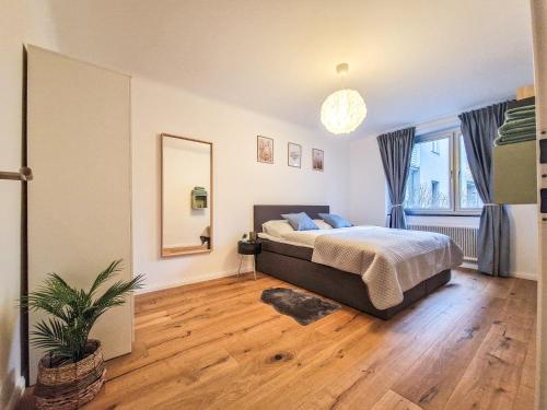 Ліжко або ліжка в номері FeelHome - Design Apartment - Kitchen - Kingbed - Smart TV