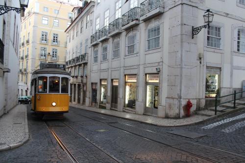 Afbeelding uit fotogalerij van Largo da Sé Guest House - HOrigem in Lissabon