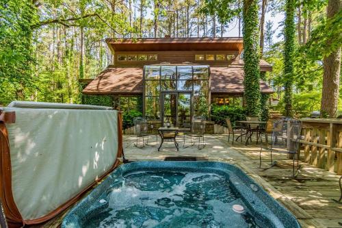 The Sanctuary – Photos 4