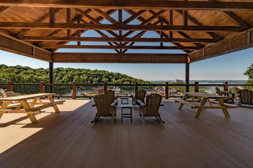 Million Dollar View – Photos 3