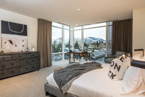 Limelight Hotel Ketchumにあるベッド