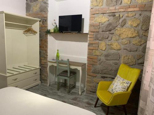 Μια τηλεόραση ή/και κέντρο ψυχαγωγίας στο Locanda Villa Naumanni