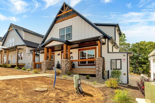 Beary Cozy Cabin – Photos 4